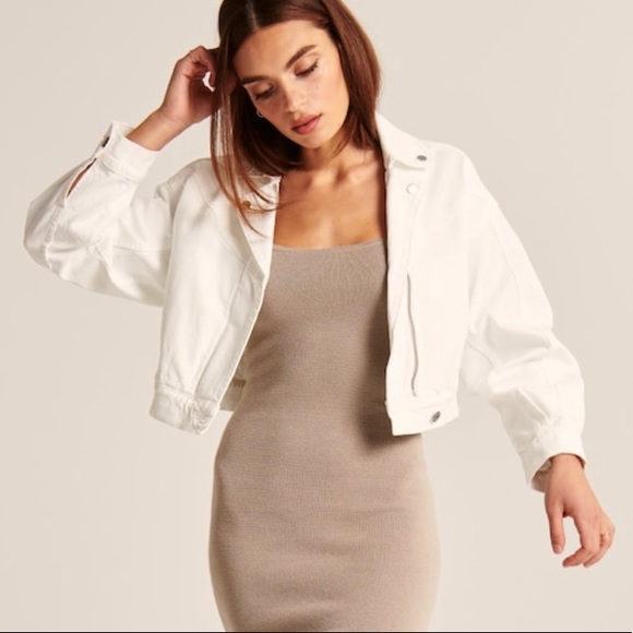 Abercrombie - Drapey White Denim Jacket - Picture 2 of 9